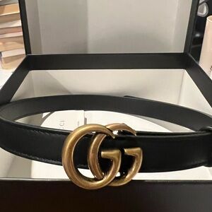 Gucci women’s belt GG marmont